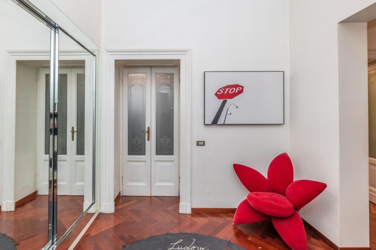 Very In Cadorna Station Area! Excellent If Arrive From Malpensa Airport Appartamento *